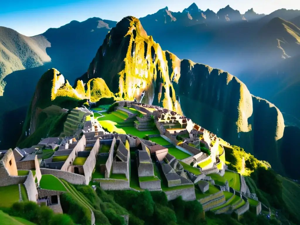 Machu Picchu al atardecer: belleza y misterio An image of Machu Picchu at sunset, showcasing its beauty and mystery